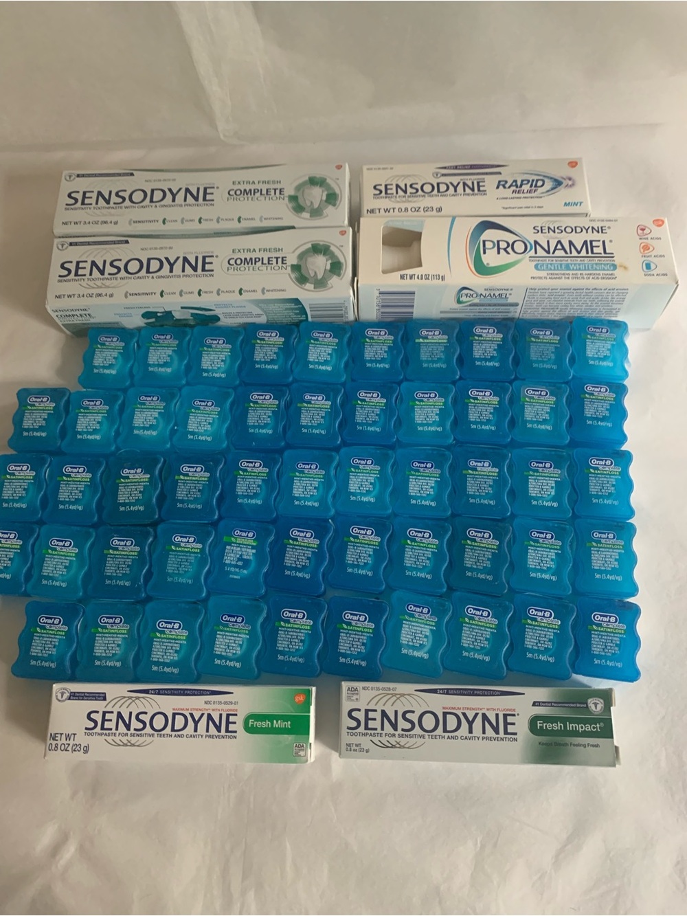 SENSODYNE Toothpaste and Blue Dental Floss Bundle